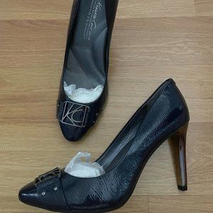 Kenneth Cole navy blue Dress Pumps